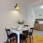 Market Square View Cozy 2 As R425 Apartment *