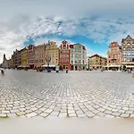 Market Square View Cozy 2 As R425 *